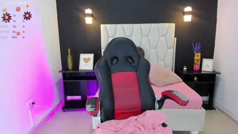 Snapshot of jisoo__ chatting on March 16, 2026, 1:37 pm kim online show from March 16, 2026, 1:37 pm