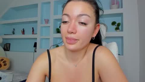 Snapshot of jisselle chatting on February 3, 2026, 6:24 pm Juliee online show from February 3, 2026, 6:24 pm