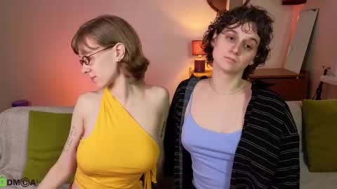 Snapshot of jitoon_exe chatting on September 26, 2025, 6:34 pm Hey Guys We are Julia ginger Tina brunette online show from September 26, 2025, 6:34 pm