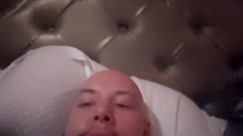 Snapshot of jizzle192 chatting on February 15, 2026, 8:24 am jizzle192 online show from February 15, 2026, 8:24 am