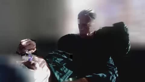 jizzmitten5 online show from November 23, 2025, 8:30 pm