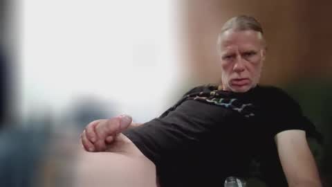 jizzmitten5 online show from November 26, 2025, 5:30 am