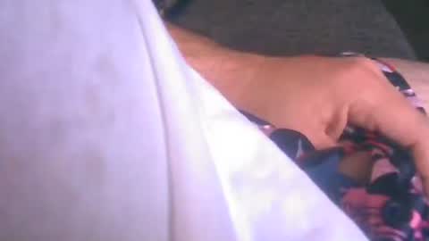 Snapshot of jj350ss chatting on February 10, 2026, 5:06 pm jj350ss online show from February 10, 2026, 5:06 pm