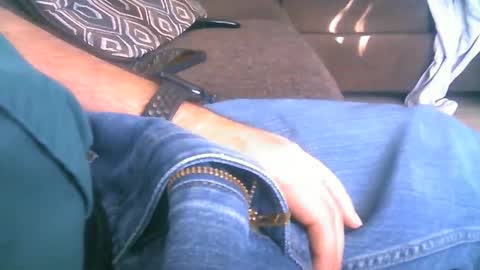 Snapshot of jj350ss chatting on February 28, 2026, 10:22 pm jj350ss online show from February 28, 2026, 10:22 pm