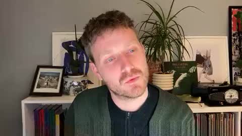 Snapshot of jjjamesxx chatting on January 22, 2025, 11:32 pm jjjamesxx online show from January 22, 2025, 11:32 pm