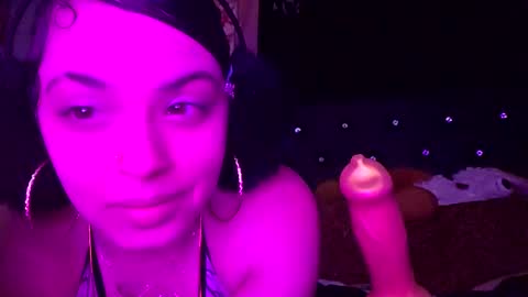 JJNoami300 online show from October 7, 2025, 4:09 am