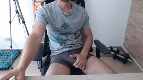 Snapshot of jjrod91 chatting on October 29, 2025, 3:47 pm Jon online show from October 29, 2025, 3:47 pm