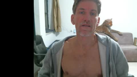 Snapshot of jlmbud chatting on February 23, 2026, 9:23 pm jlmbud online show from February 23, 2026, 9:23 pm