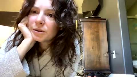 Snapshot of jlynn1997 chatting on March 18, 2026, 2:20 pm jlynn1997 online show from March 18, 2026, 2:20 pm