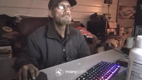 johnny online show from January 25, 2025, 1:43 am