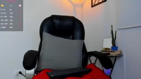 Snapshot of jmortton chatting on December 19, 2025, 1:56 am IGJmortton online show from December 19, 2025, 1:56 am