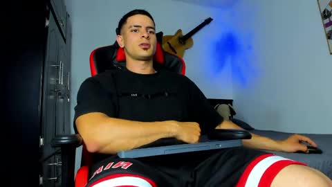 IGJmortton online show from May 18, 2026, 10:48 pm