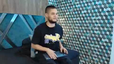  Joao online show from July 4, 2026, 11:44 pm