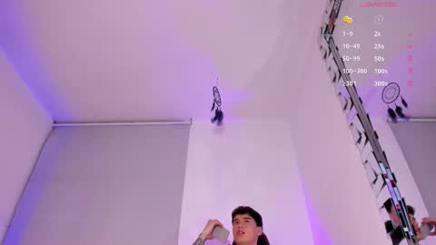 Joan Gonzalez online show from September 17, 2025, 7:21 am