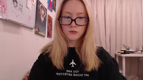 Snapshot of joan_kiss chatting on November 26, 2025, 1:12 pm joan_kiss online show from November 26, 2025, 1:12 pm