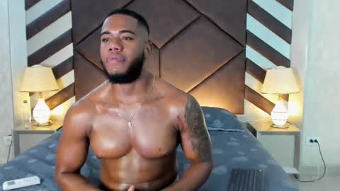 JOAN SAENZ online show from February 28, 2025, 4:10 am