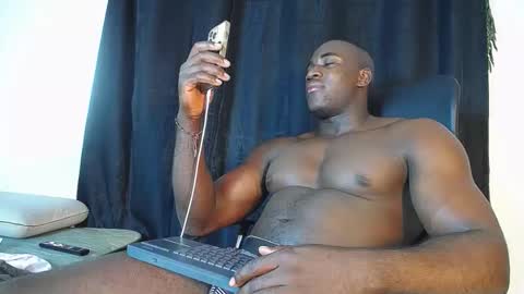 joan_silva online show from November 11, 2025, 4:12 am