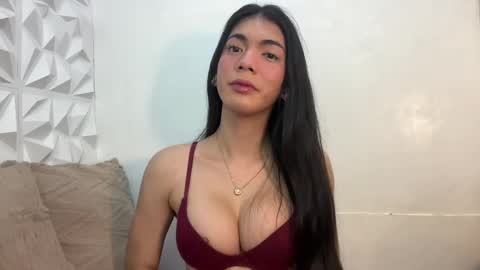 Snapshot of joanaemerald chatting on February 28, 2025, 2:31 am joana online show from February 28, 2025, 2:31 am