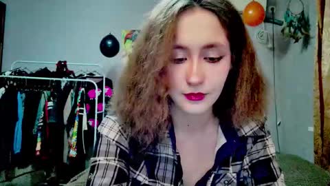 Joannatompson online show from October 25, 2025, 12:51 am