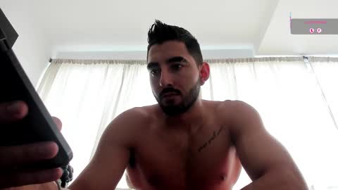 JOAO BATISTA online show from October 12, 2025, 1:43 pm