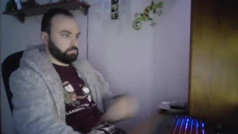 Snapshot of joaodias_18 chatting on March 7, 2025, 1:42 am joaodias_18 online show from March 7, 2025, 1:42 am