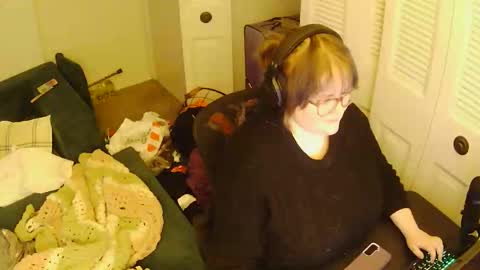 Snapshot of joblessegirl chatting on March 29, 2026, 1:38 am joblessegirl online show from March 29, 2026, 1:38 am