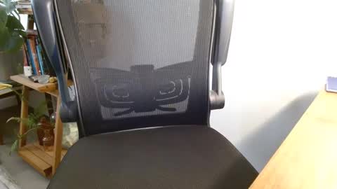 Snapshot of jock98 chatting on January 4, 2025, 5:16 pm jock98 online show from January 4, 2025, 5:16 pm