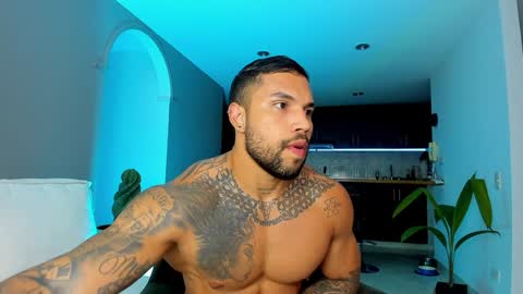 Snapshot of joe_esthetic chatting on January 14, 2025, 12:00 am joe_esthetic online show from January 14, 2025, 12:00 am