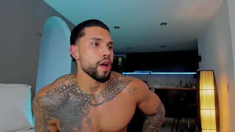 Snapshot of joe_esthetic chatting on February 17, 2025, 10:47 pm joe_esthetic online show from February 17, 2025, 10:47 pm