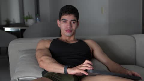 joe_steel1 online show from January 4, 2025, 10:27 am