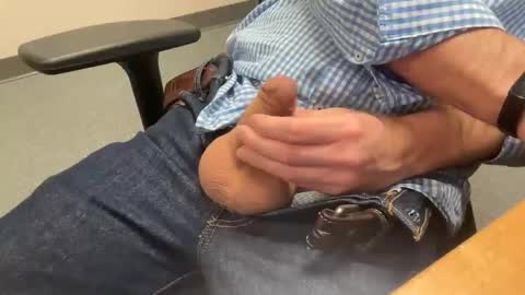 Snapshot of joekmerchant chatting on March 3, 2026, 9:53 pm Joseph online show from March 3, 2026, 9:53 pm