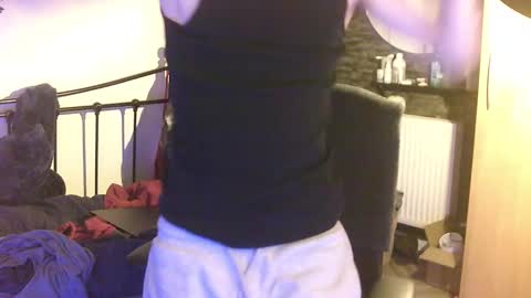 Snapshot of joeosulli2024 chatting on February 9, 2025, 5:54 pm JoeOsulli online show from February 9, 2025, 5:54 pm