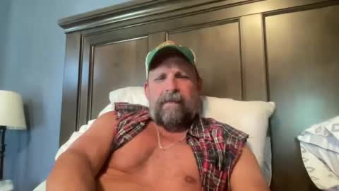 Snapshot of joestros chatting on October 6, 2025, 8:28 pm joestros online show from October 6, 2025, 8:28 pm