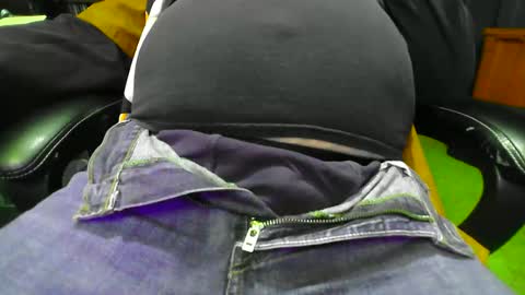 Snapshot of joeyballs123 chatting on December 17, 2025, 9:10 pm joeyballs123 online show from December 17, 2025, 9:10 pm