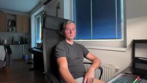 Jogger1991 online show from June 28, 2026, 6:14 pm