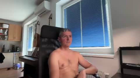 Jogger1991 online show from July 26, 2026, 12:01 pm