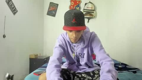 johan_and_antonella online show from January 13, 2025, 5:12 am