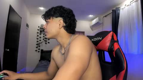 Snapshot of johan_beley_7k chatting on February 2, 2026, 3:00 pm Johan Beley online show from February 2, 2026, 3:00 pm