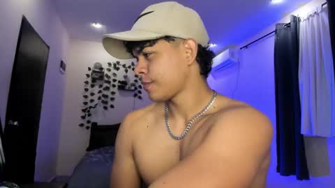 Snapshot of johan_beley_7k chatting on February 11, 2026, 2:11 pm Johan Beley online show from February 11, 2026, 2:11 pm