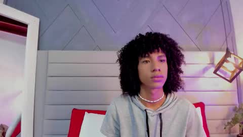 Johan  online show from November 15, 2025, 11:40 am