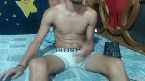 Snapshot of johan_horny_boy chatting on January 6, 2025, 4:26 am Johan online show from January 6, 2025, 4:26 am