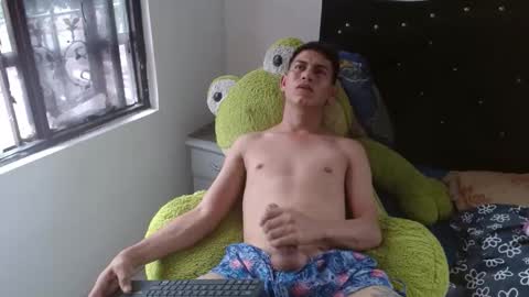 Snapshot of johan_kitten chatting on March 9, 2026, 6:56 pm johan online show from March 9, 2026, 6:56 pm