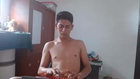 Snapshot of johan_kitten chatting on March 27, 2026, 5:12 pm johan online show from March 27, 2026, 5:12 pm