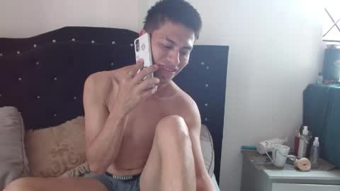 Snapshot of johan_kitten chatting on April 20, 2026, 6:31 pm johan online show from April 20, 2026, 6:31 pm