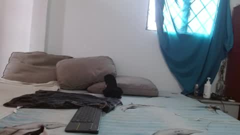 Snapshot of johan_kitten chatting on May 3, 2026, 12:55 pm johan online show from May 3, 2026, 12:55 pm