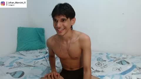 Snapshot of johan_mancini_r chatting on June 3, 2026, 6:35 pm johan_mancini_r online show from June 3, 2026, 6:35 pm