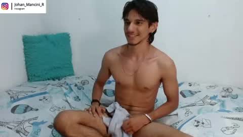 Snapshot of johan_mancini_r chatting on July 15, 2026, 4:34 pm johan_mancini_r online show from July 15, 2026, 4:34 pm