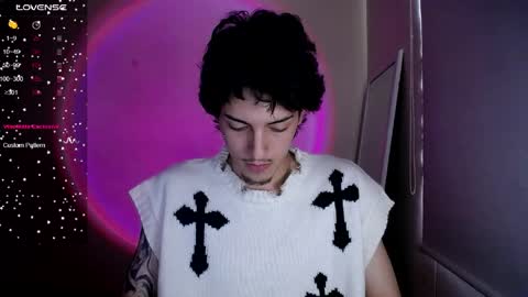 johan_parker222 online show from March 30, 2026, 7:15 pm