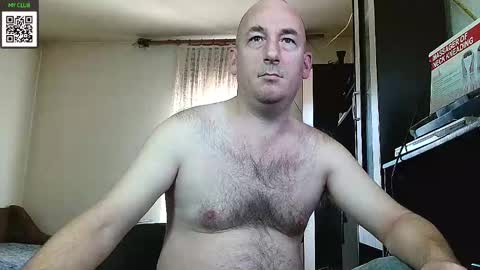 Snapshot of johanbarker chatting on January 9, 2025, 9:06 am Johan online show from January 9, 2025, 9:06 am
