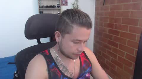 Snapshot of johanleonsweetboy chatting on June 12, 2026, 7:02 pm JOHAN independient model online show from June 12, 2026, 7:02 pm